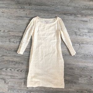 Creme lace shift dress